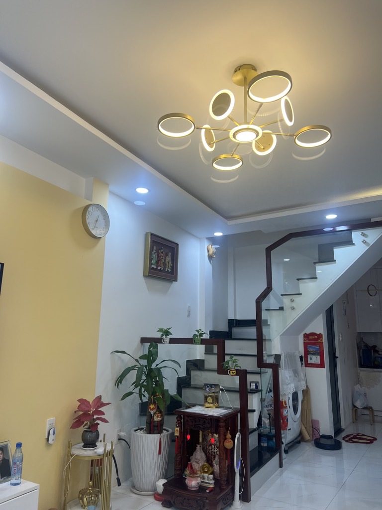 mua-nha-phu-nhuan-233-2-1.jpg